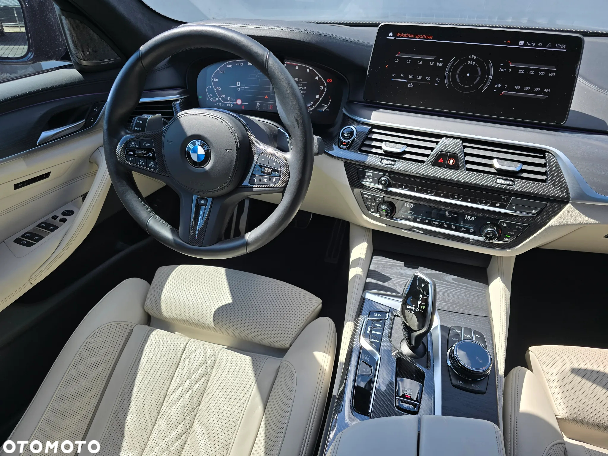 BMW Seria 5 M550i xDrive - 12