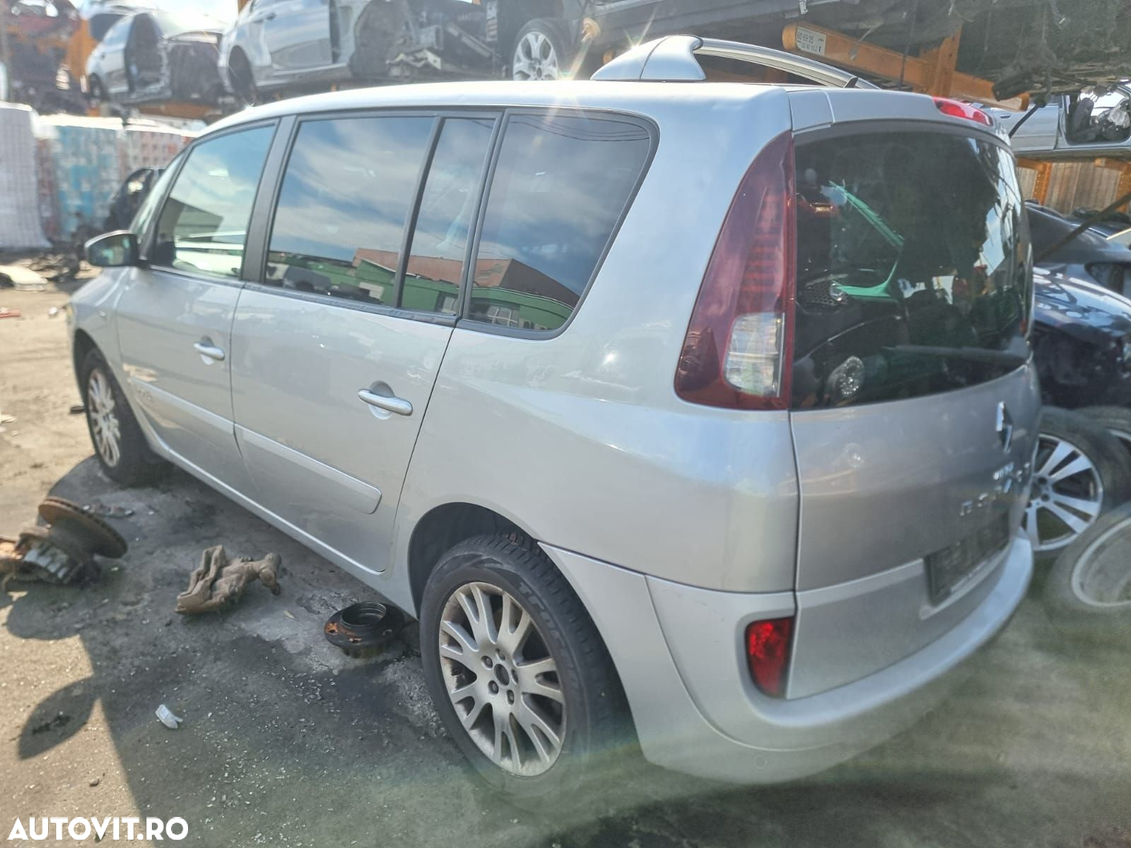 Dezmembrez Renault Espace 4 [facelift] [2006 - 2012] 2.0 dci M9R740 - 3