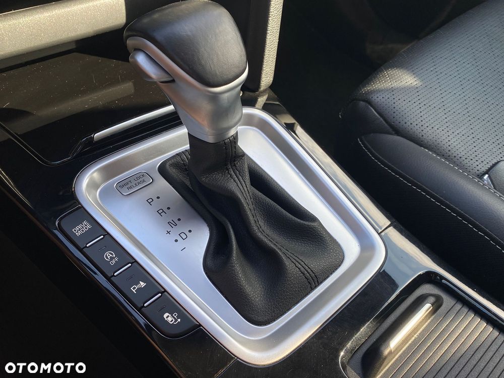 Kia XCeed 1.5 T-GDI L Business Line DCT - 22