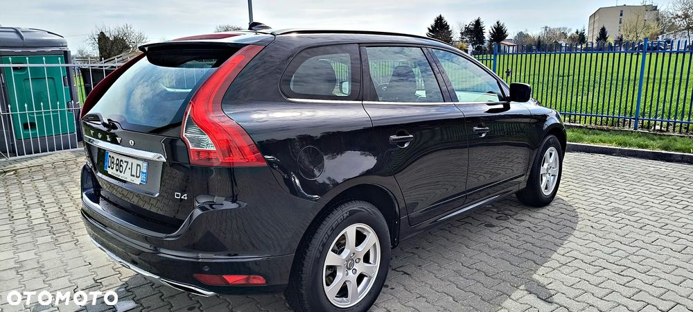 Volvo XC 60 D4 Kinetic - 11