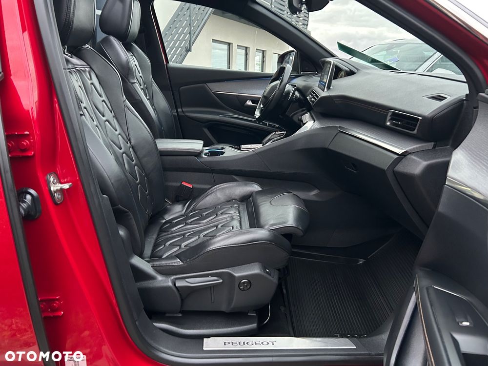 Peugeot 3008 Plug-In Hybrid 195 e-DSC7 GT - 32