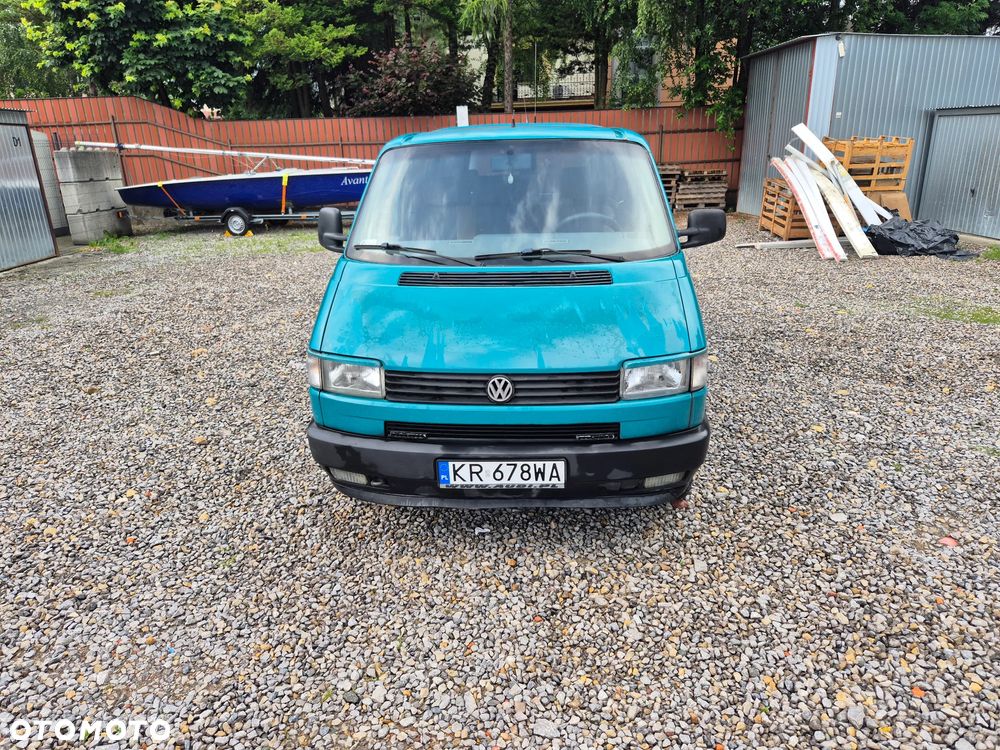Volkswagen Caravelle GL - 2
