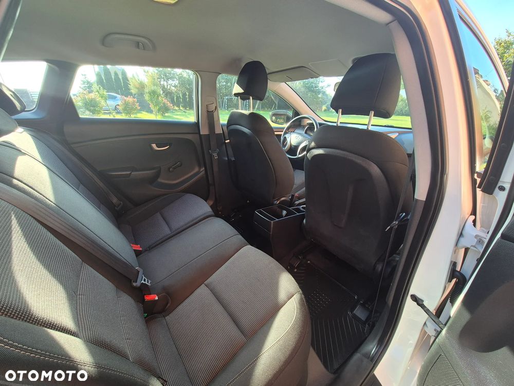 Hyundai i30 1.4 Classic - 13
