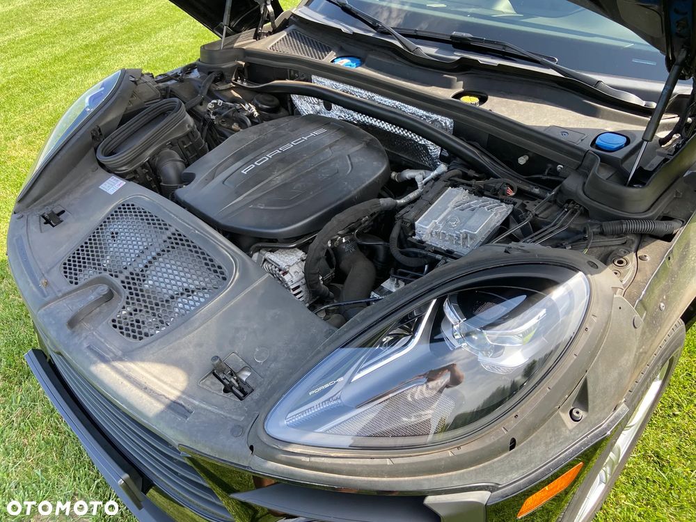 Porsche Macan - 32
