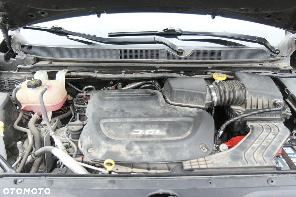 Chrysler Pacifica - 19