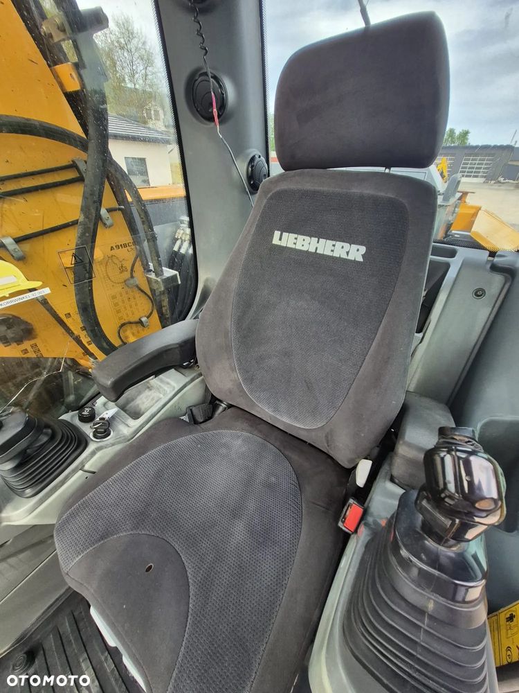 Liebherr / LIEBHERR 918 / COMPACT - 11