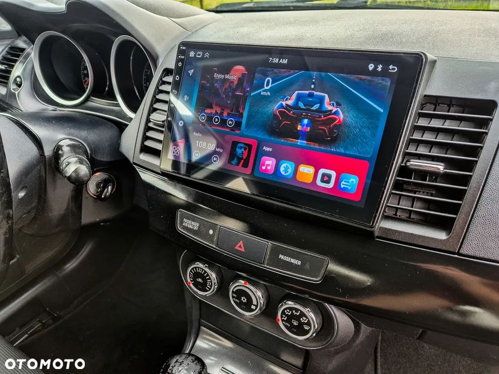 Mitsubishi Lancer 1.8 Intense - 8