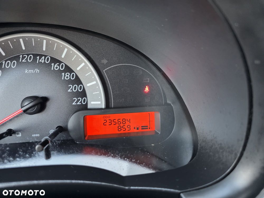 Nissan Micra 1.2 Visia First - 17