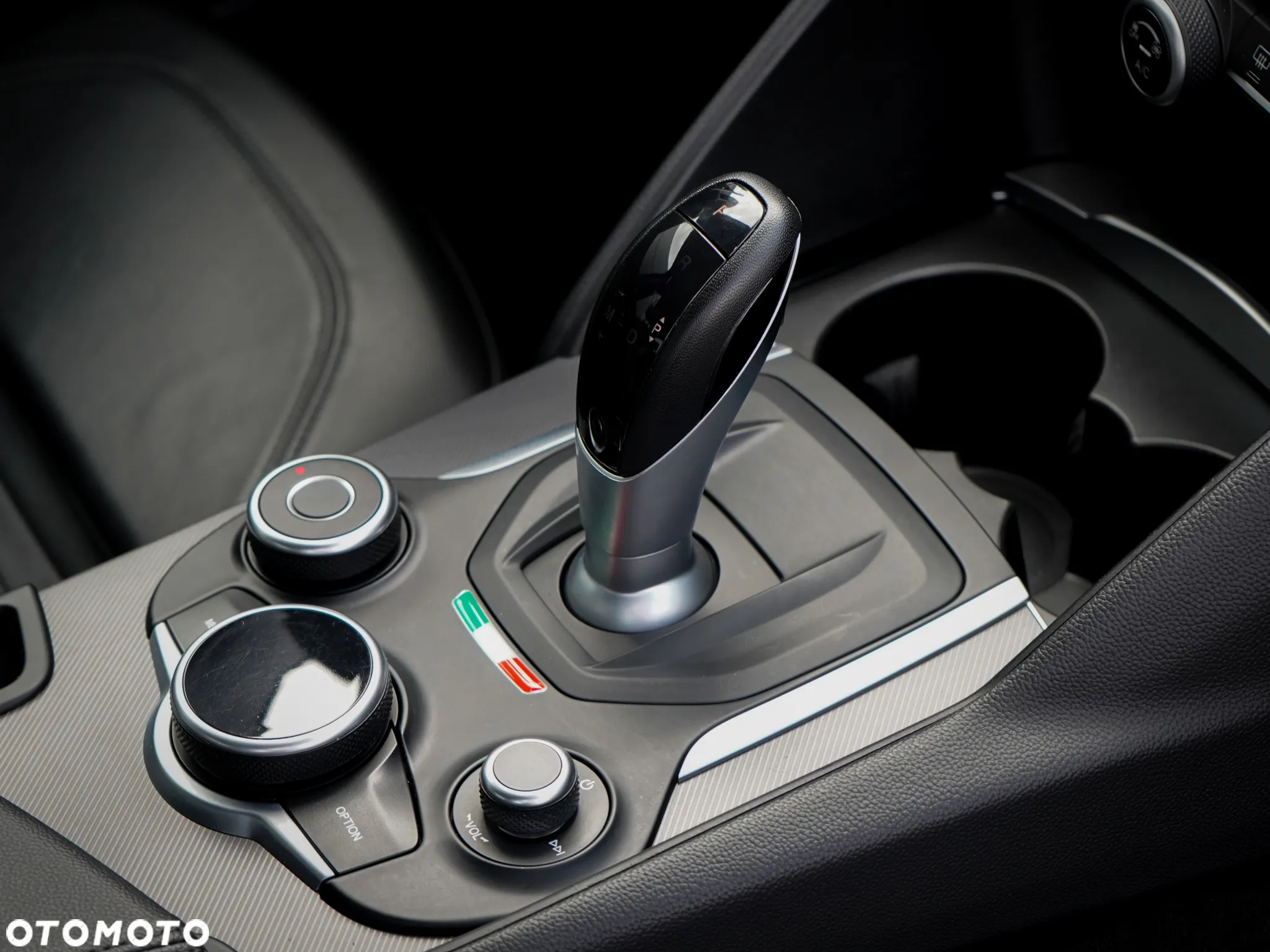 Alfa Romeo Giulia 2.0 Turbo Veloce Q4 - 25