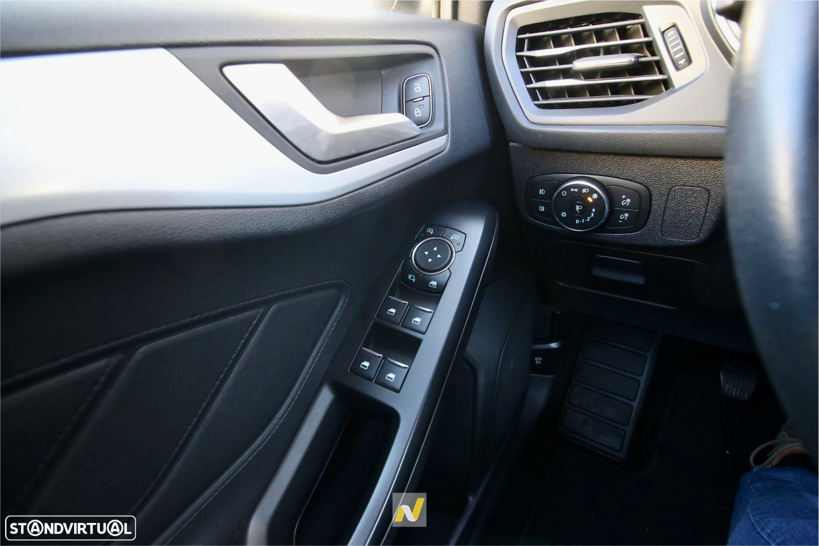 Ford Focus SW 1.0 EcoBoost Hybrid TITANIUM EDITION - 10