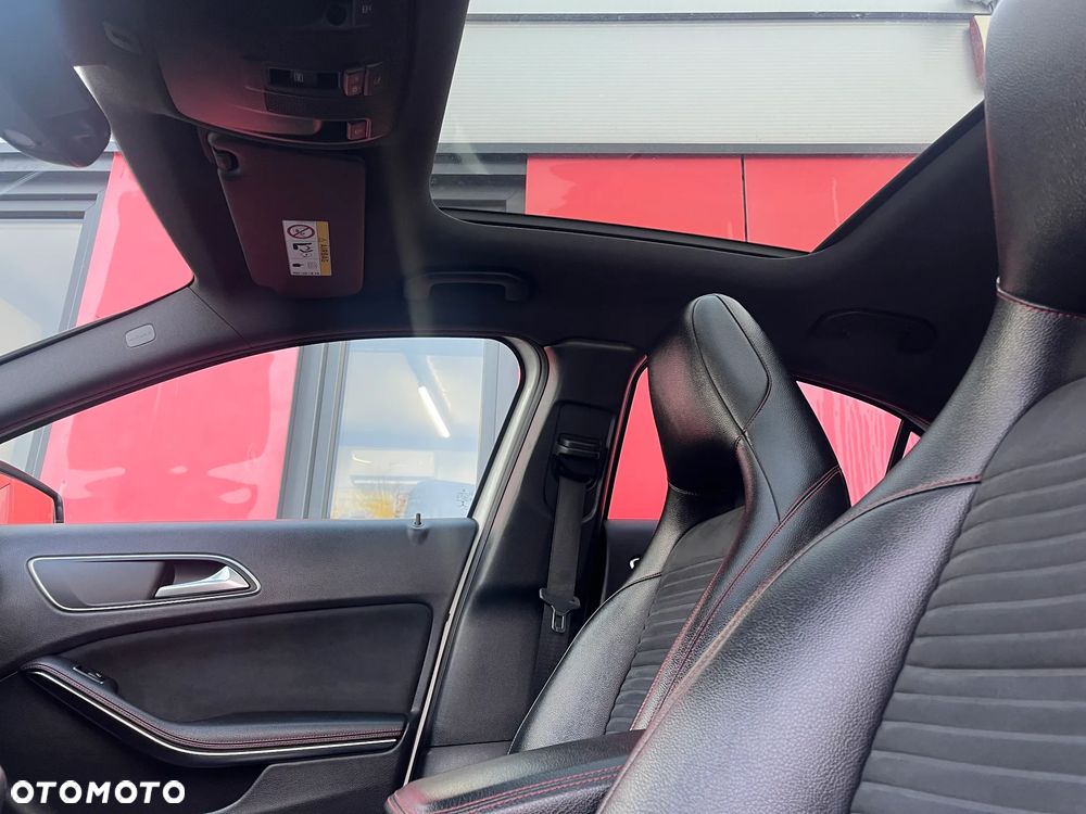 Mercedes-Benz Klasa A 180 AMG Line - 16