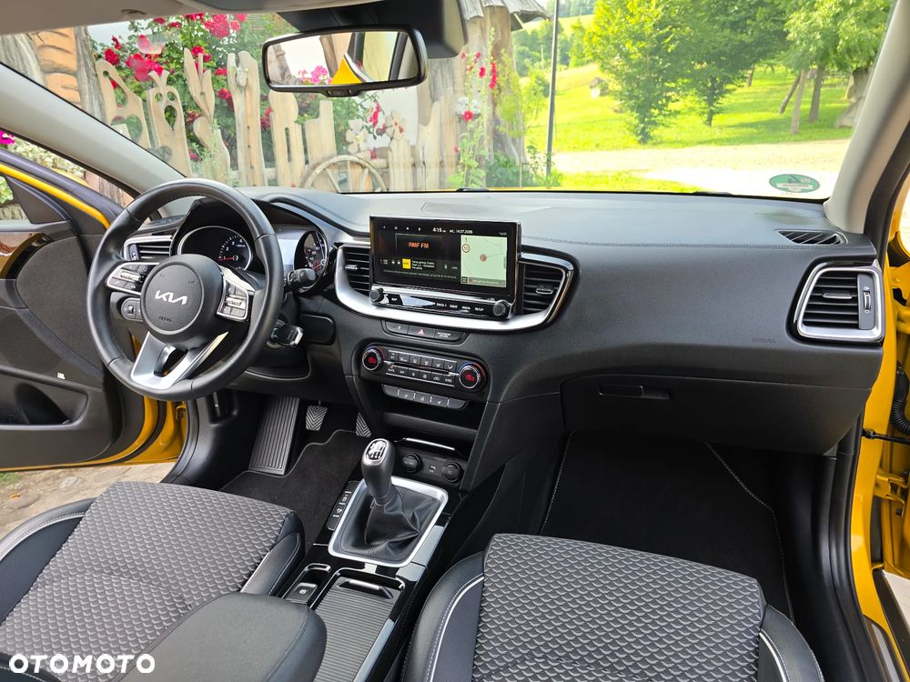 Kia XCeed 1.5 T-GDI OPF JBL Sound Edition - 14