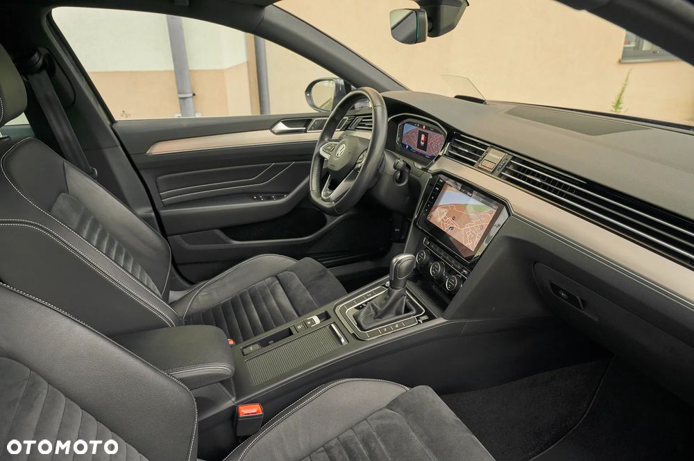 Volkswagen Passat 1.5 TSI EVO Highline DSG - 25