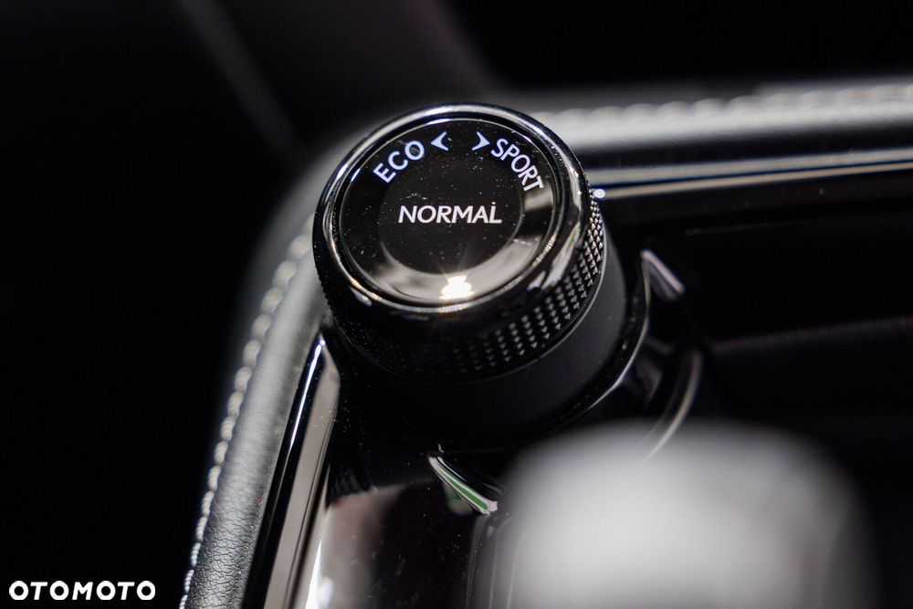 Lexus NX 350h Prestige 2WD - 26