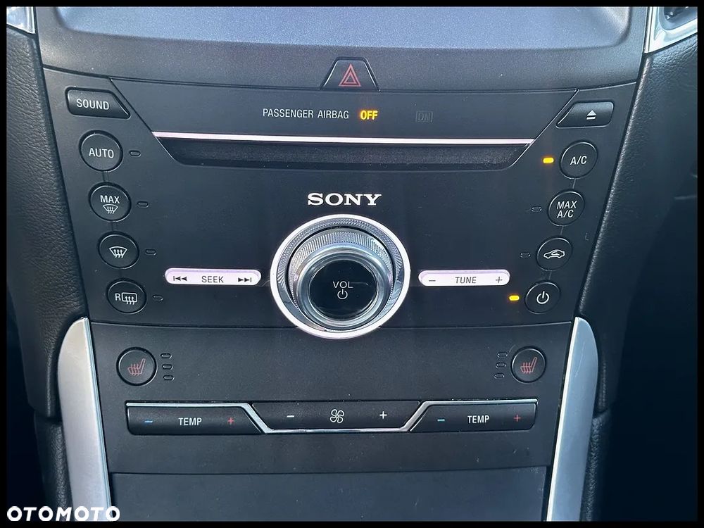 Ford Edge - 40