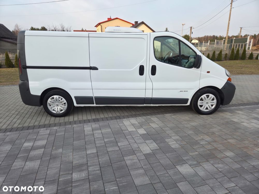 Renault TRAFIC LONG CHŁODNIA PLUS ZASILANIE STACJONRANE SPRAWNA 100% - 4