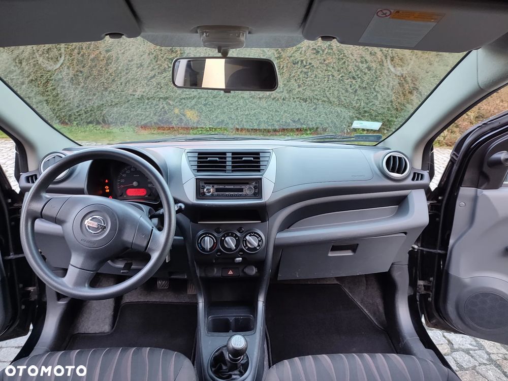 Nissan Pixo - 15
