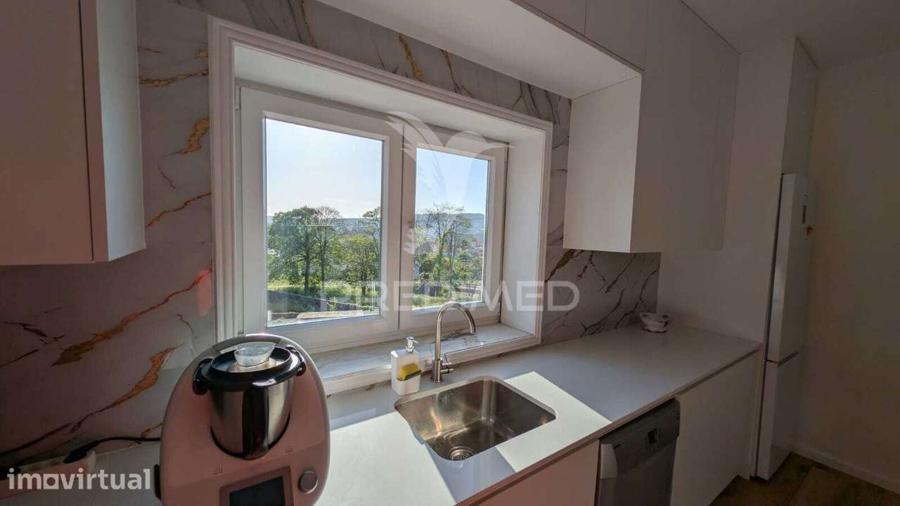 APARTAMENTO | TIPOLOGIA T3 | DOIS PISOS | TRÊS FRENTES. - Grande imagem: 5/16