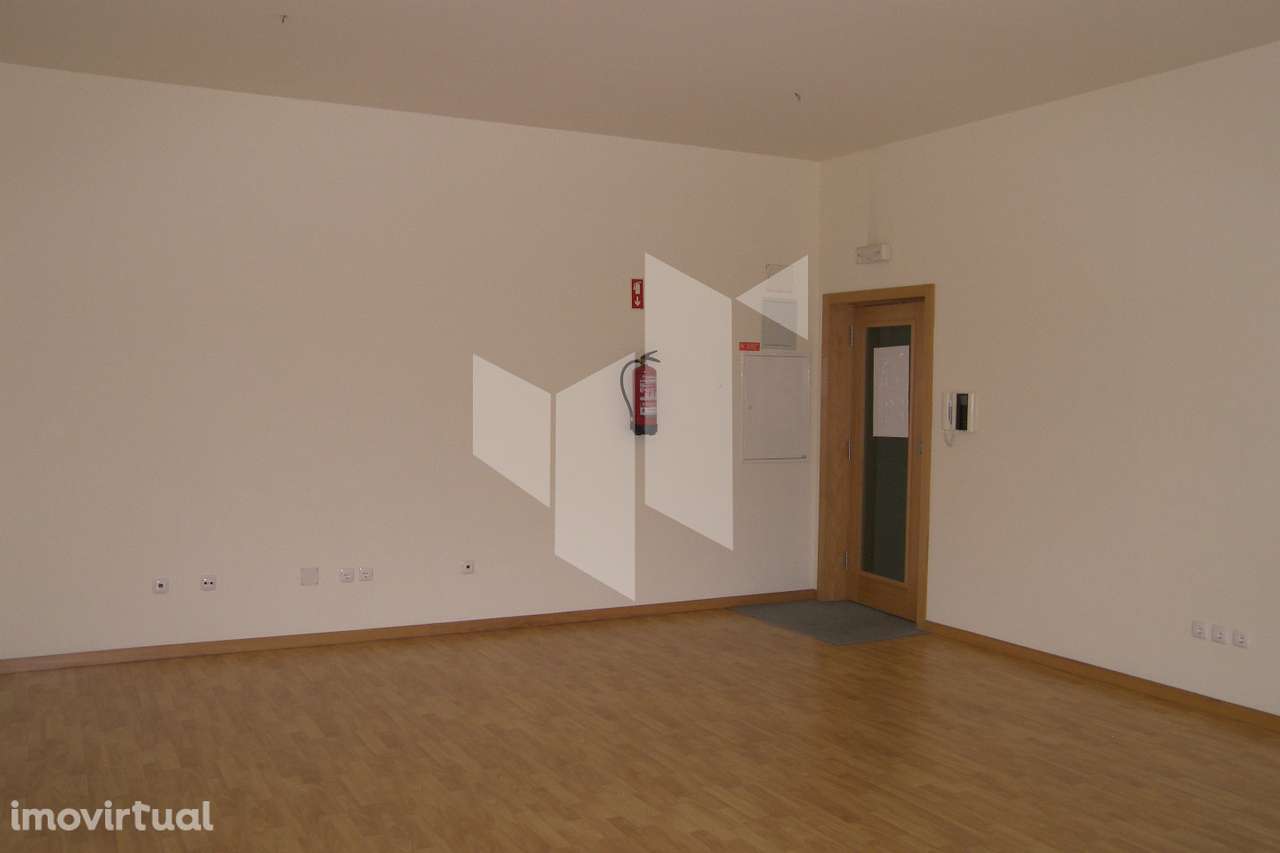 Escritório  Venda em Tondela e Nandufe,Tondela - Grande imagem: 5/14