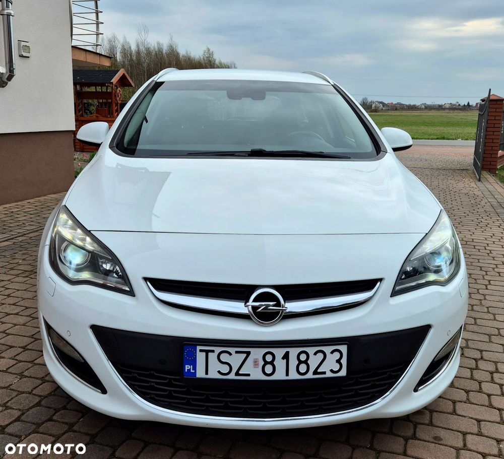 Opel Astra 2.0 CDTI DPF Innovation - 14