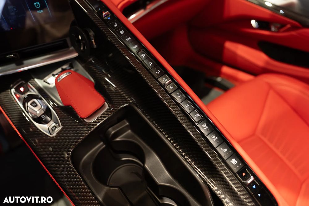 Chevrolet Corvette - 33