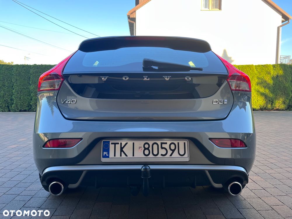 Volvo V40 - 23