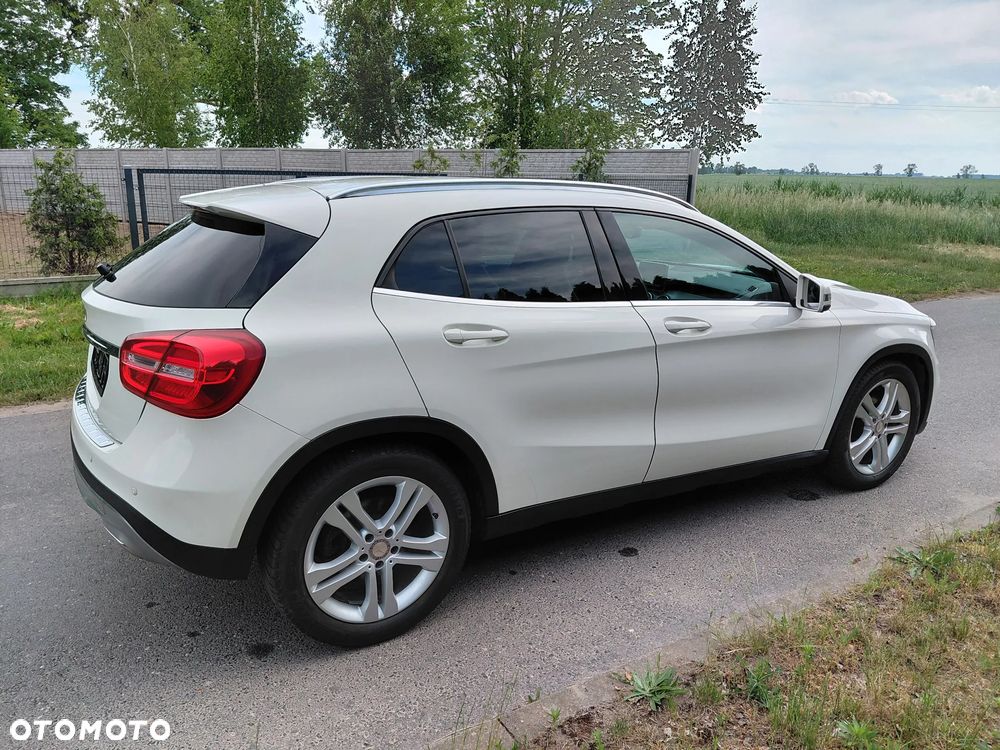 Mercedes-Benz GLA 180 (CDI) d - 15
