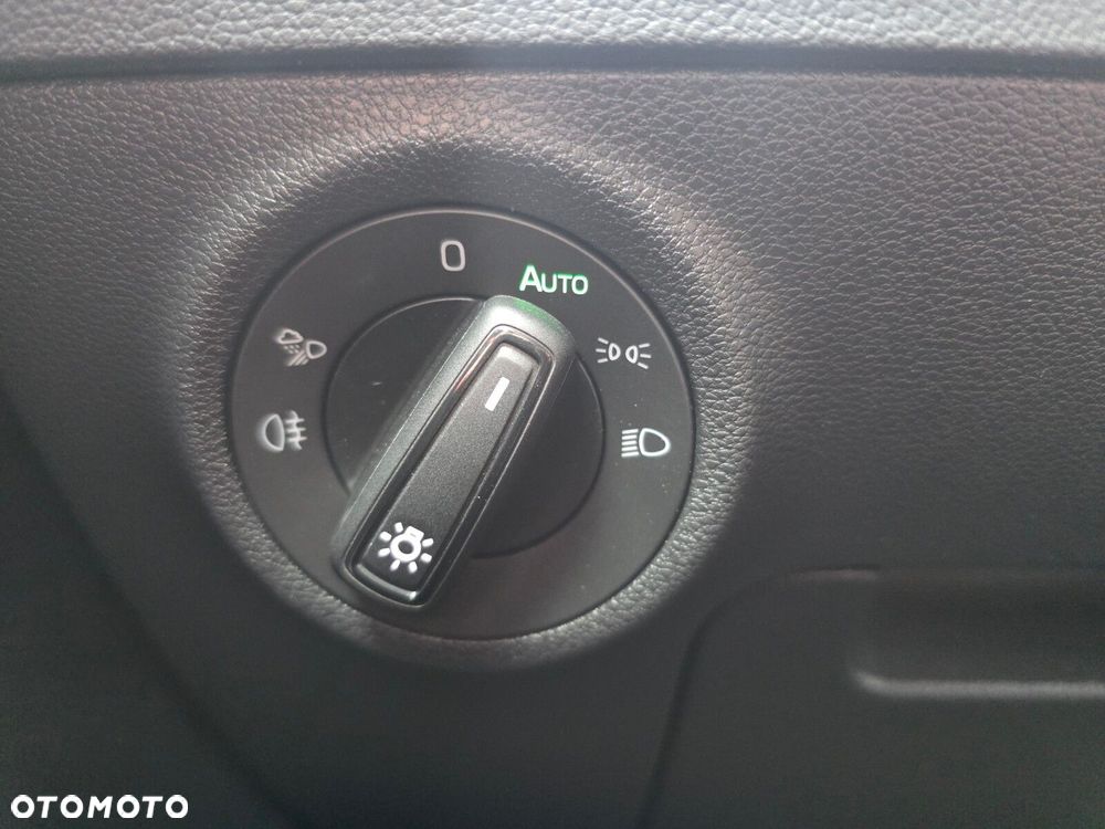 Skoda Karoq 1.5 TSI ACT Sportline DSG - 12