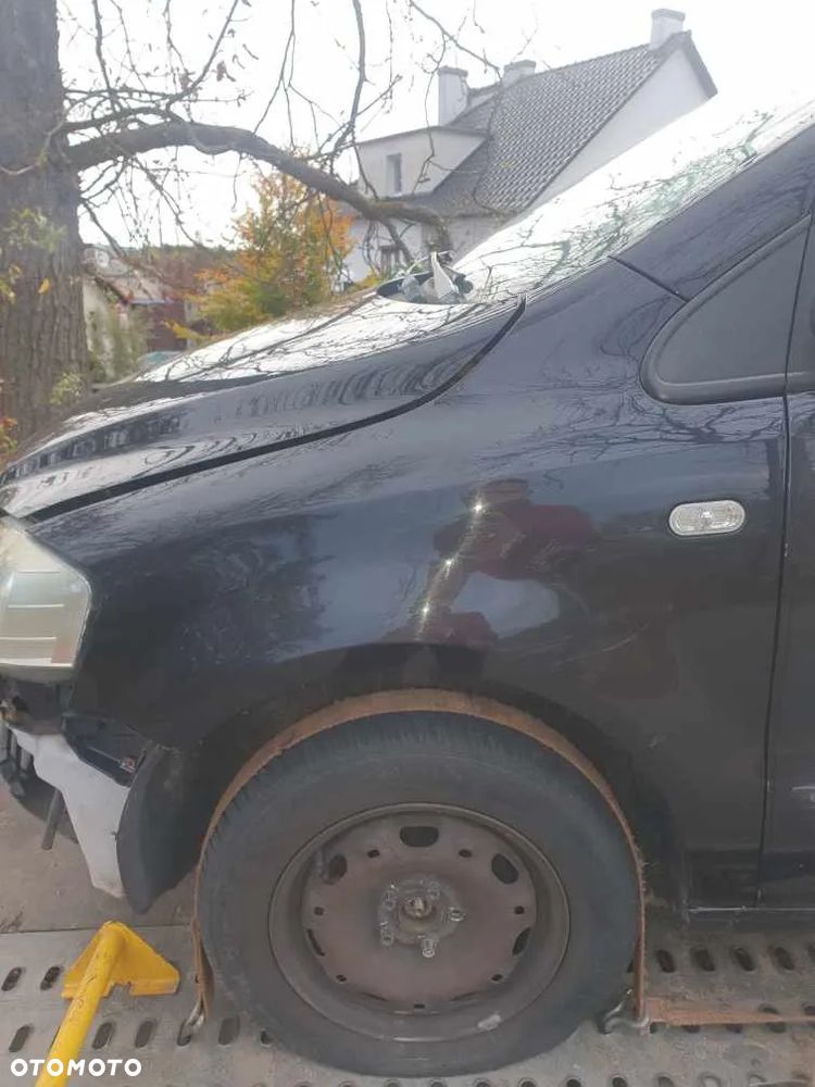 Klapa tylna szyba VOLKSWAGEN POLO FOX 2005 LC9Z 3D 40KW 156 tyś! BMD 1.2 BEN części - 3