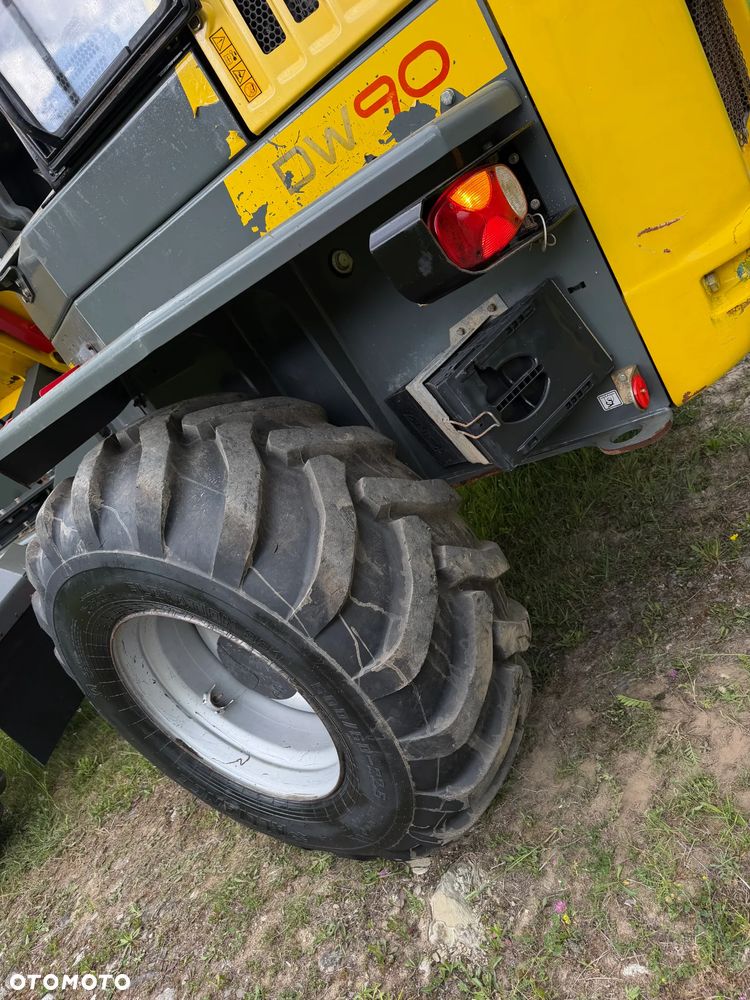 Wacker Neuson DW90 Wozidło 4x4 OBROTOWE.  9 ton ładowność z Pełną kabiną.  1799 mtg 2022 rok. Jak nowe z salonu PERKINS turbo silnik 4cylindry! Pochodzi z Norweskiego Gospodarstwa Ziemniaczanego! Pełne sterowanie dżojstik REWERS HYDROSTATIC. Ogrzewana wentylowana Kabina Opony zero zużycia. Aktualna DEKRA. Kamery wysokiej jakośći! Zero luzów i wycieków. Szybka wolna jazda. Wielka Okazja. Oświetlenie pełne Fabryczne. Hak. Podzespoły dosłownie Nowe! Lokalizacja NOWY SĄCZA - 20