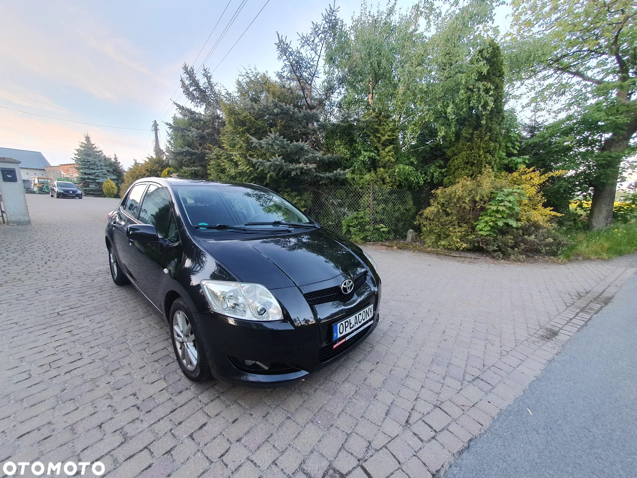 Toyota Auris 1.6 VVT-i Executive - 2