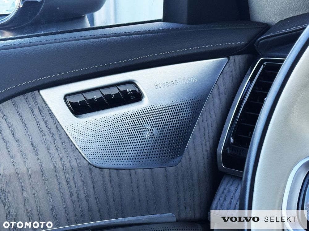 Volvo XC 90 - 36