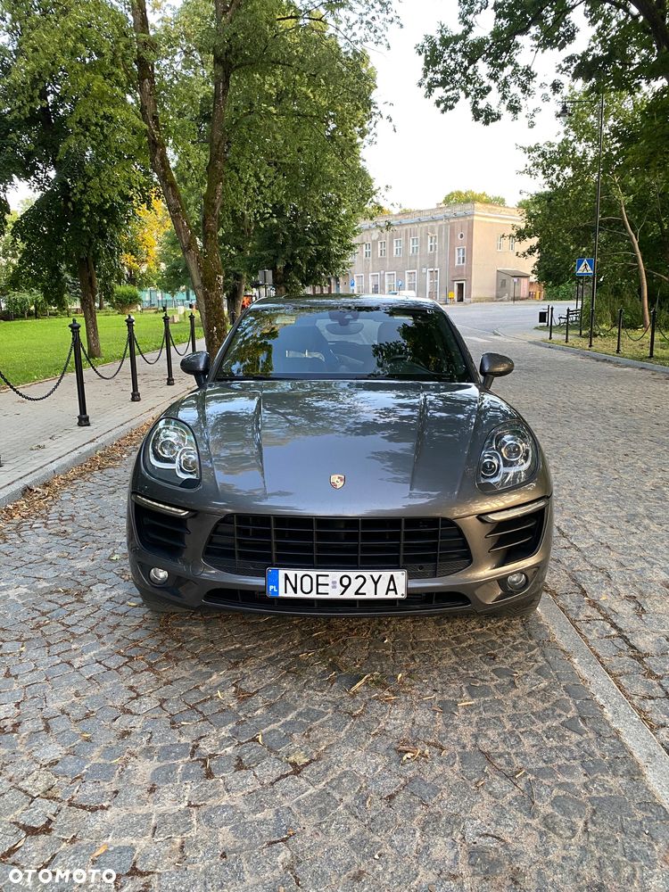 Porsche Macan Standard - 2