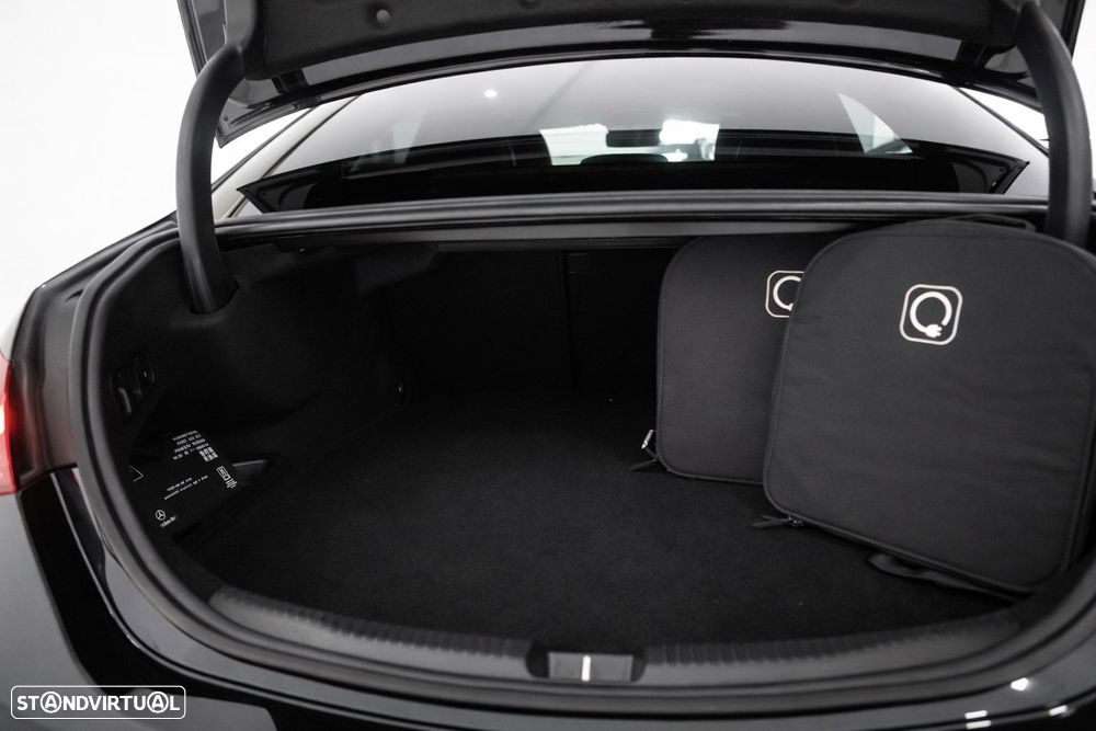 Mercedes-Benz C 300 e AMG Line - 10