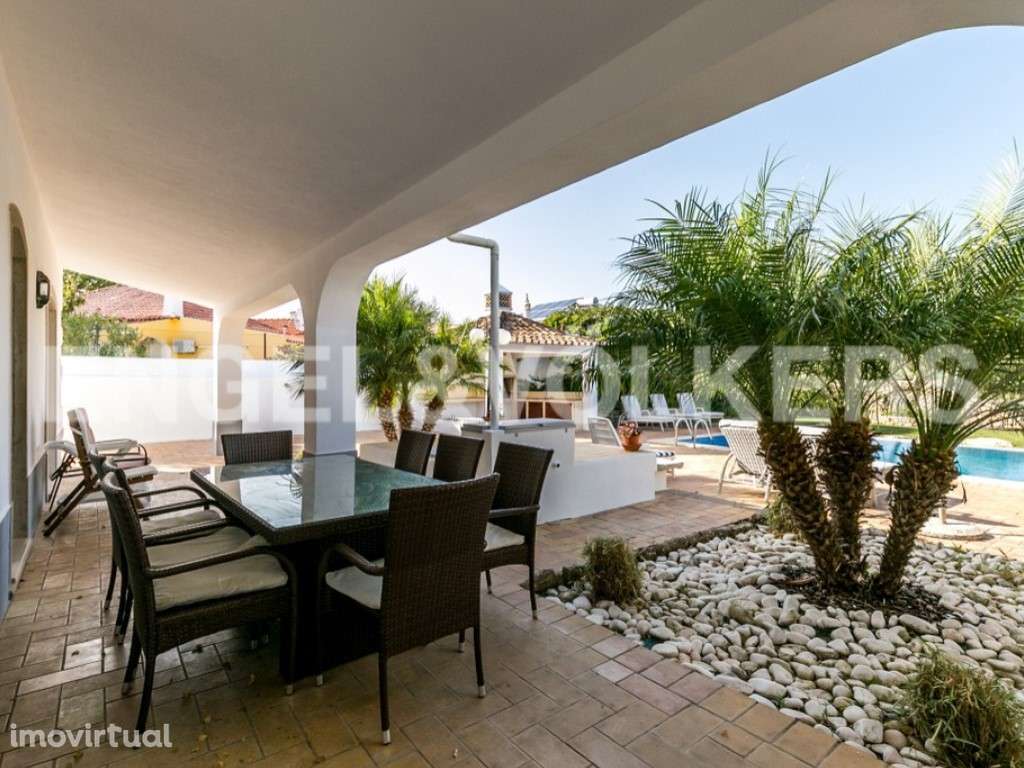 ELEGANTE MORADIA T4 COM ORIGEM TRADICIONAL - Grande imagem: 3/44