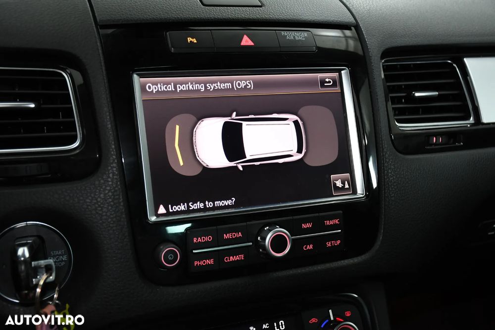 Volkswagen Touareg 3.0 V6 TDI DPF Mountain - 16