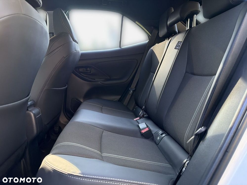 Toyota Yaris Cross Hybrid 1.5 Executive AWD - 14