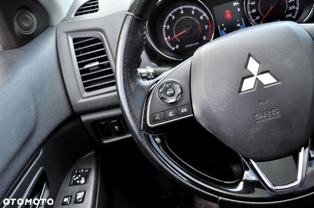 Mitsubishi ASX 1.6 Intense - 23
