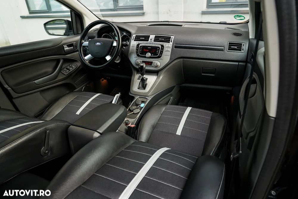 Ford Kuga 2.0 TDCi 4WD Powershift Titanium - 10
