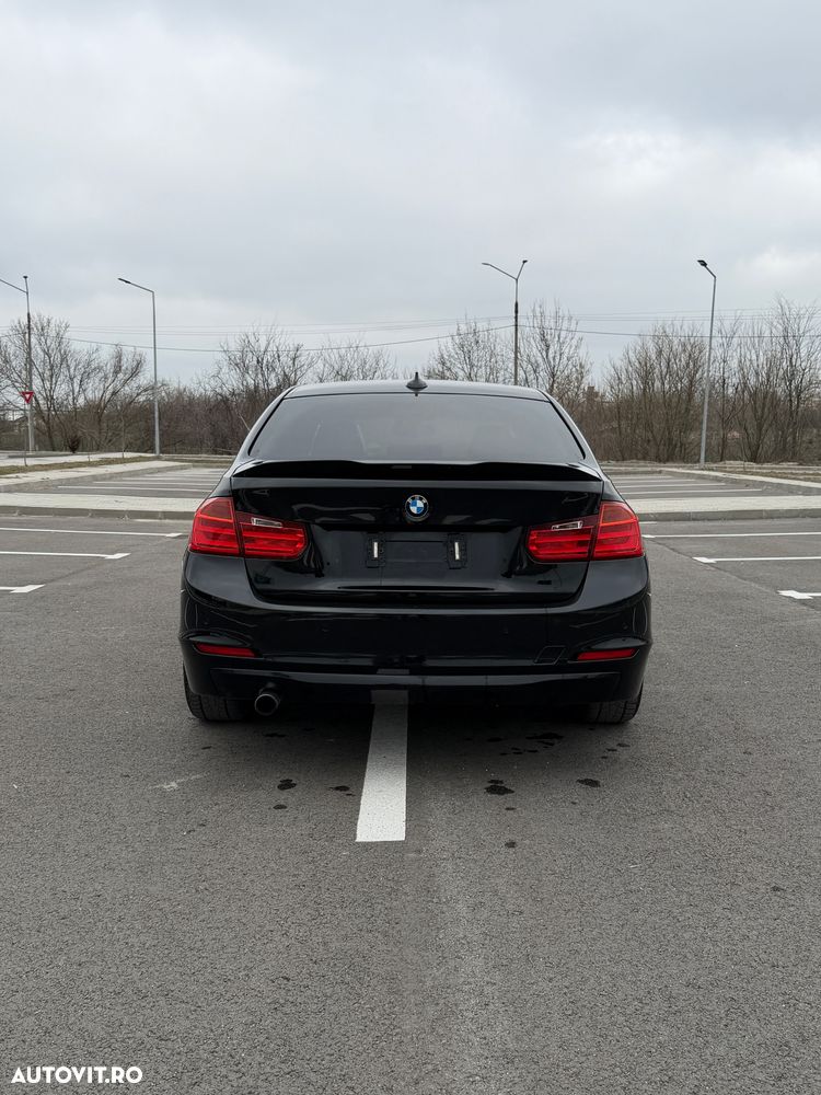 BMW Seria 3 318d - 5