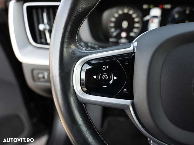 Volvo XC 60 - 21