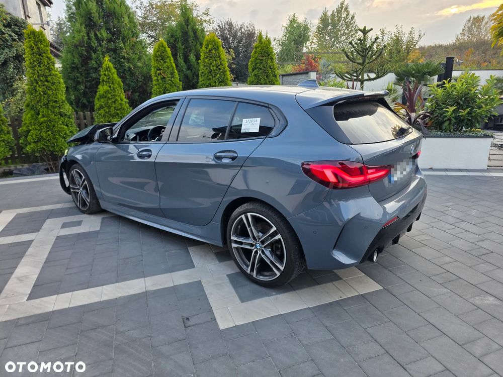 BMW Seria 1 2021 photo 2