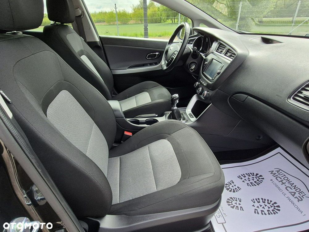 Kia Ceed - 26