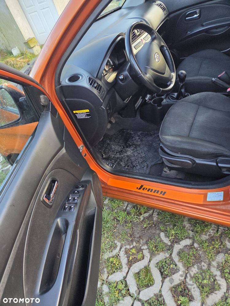 Kia Picanto - 2