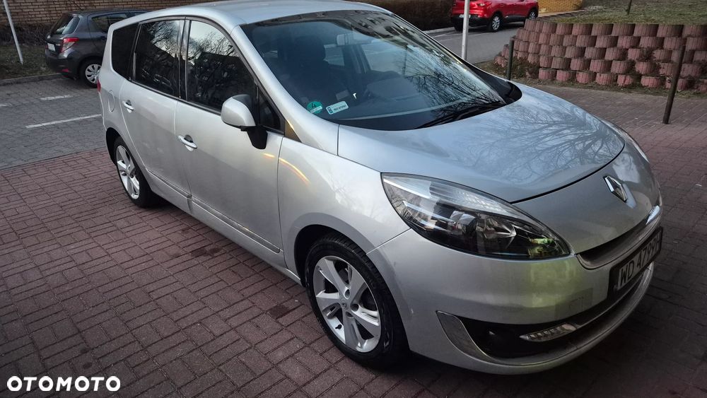 Renault Grand Scenic 2.0 16V 140 CVT Dynamique - 2