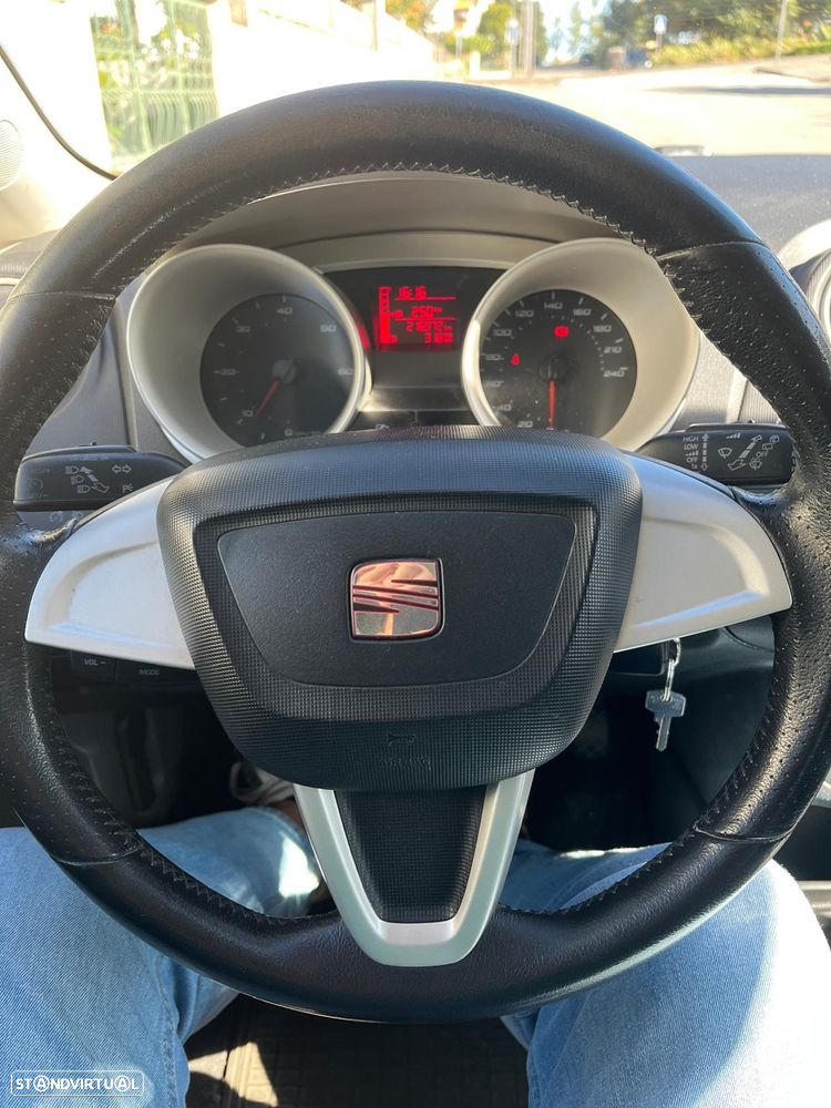 SEAT Ibiza 1.6 TDI 25 Anos DPF - 10