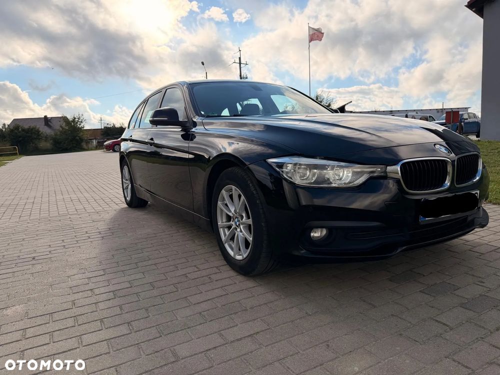 BMW Seria 3 318d - 17