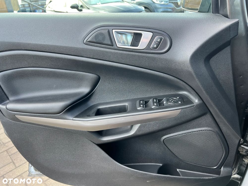 Ford EcoSport - 18