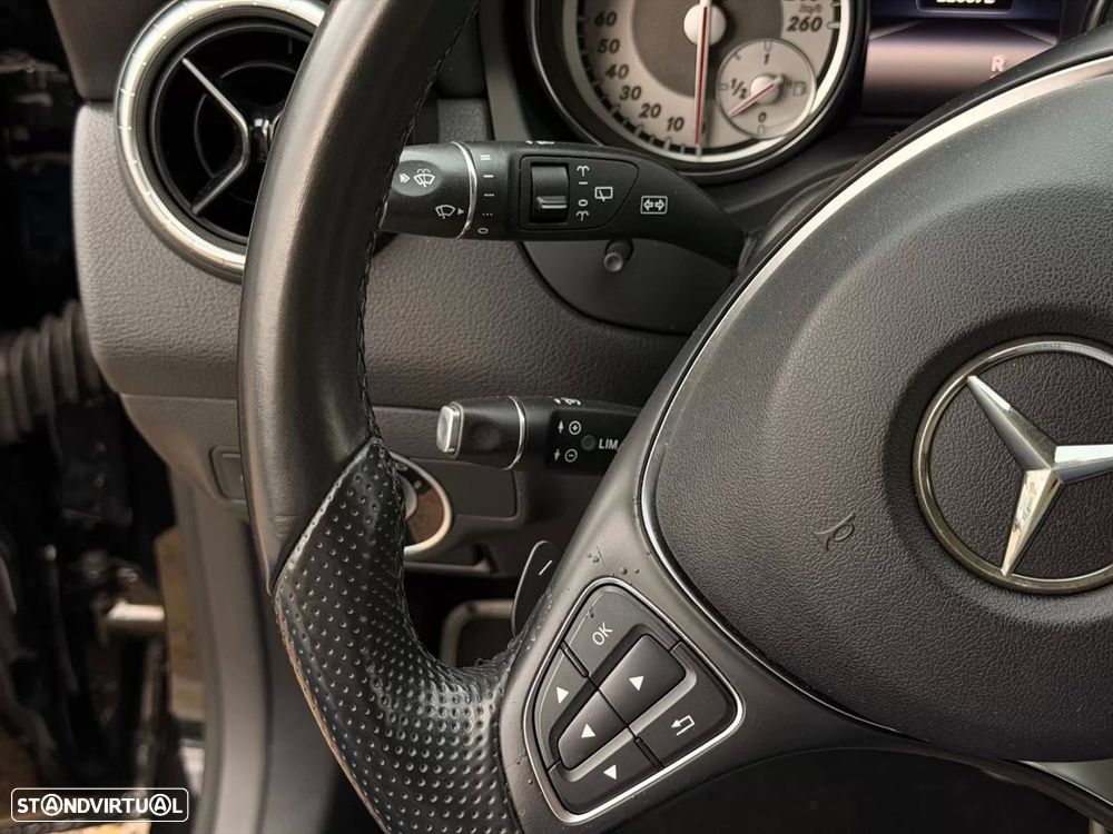 Mercedes-Benz CLA 200 d Shooting Brake Urban Aut. - 20