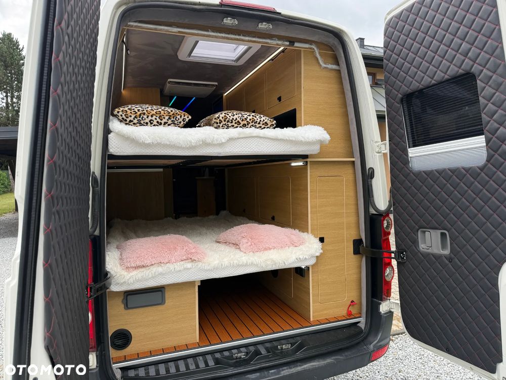 Mercedes-Benz Sprinter - 40